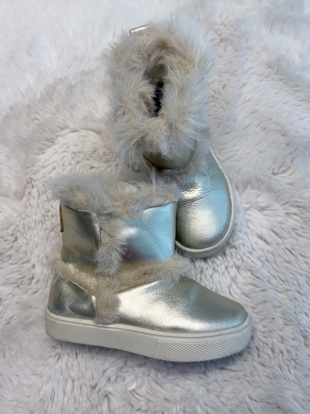 Like NEW Freshly Picked toddler boots. Gold size 6